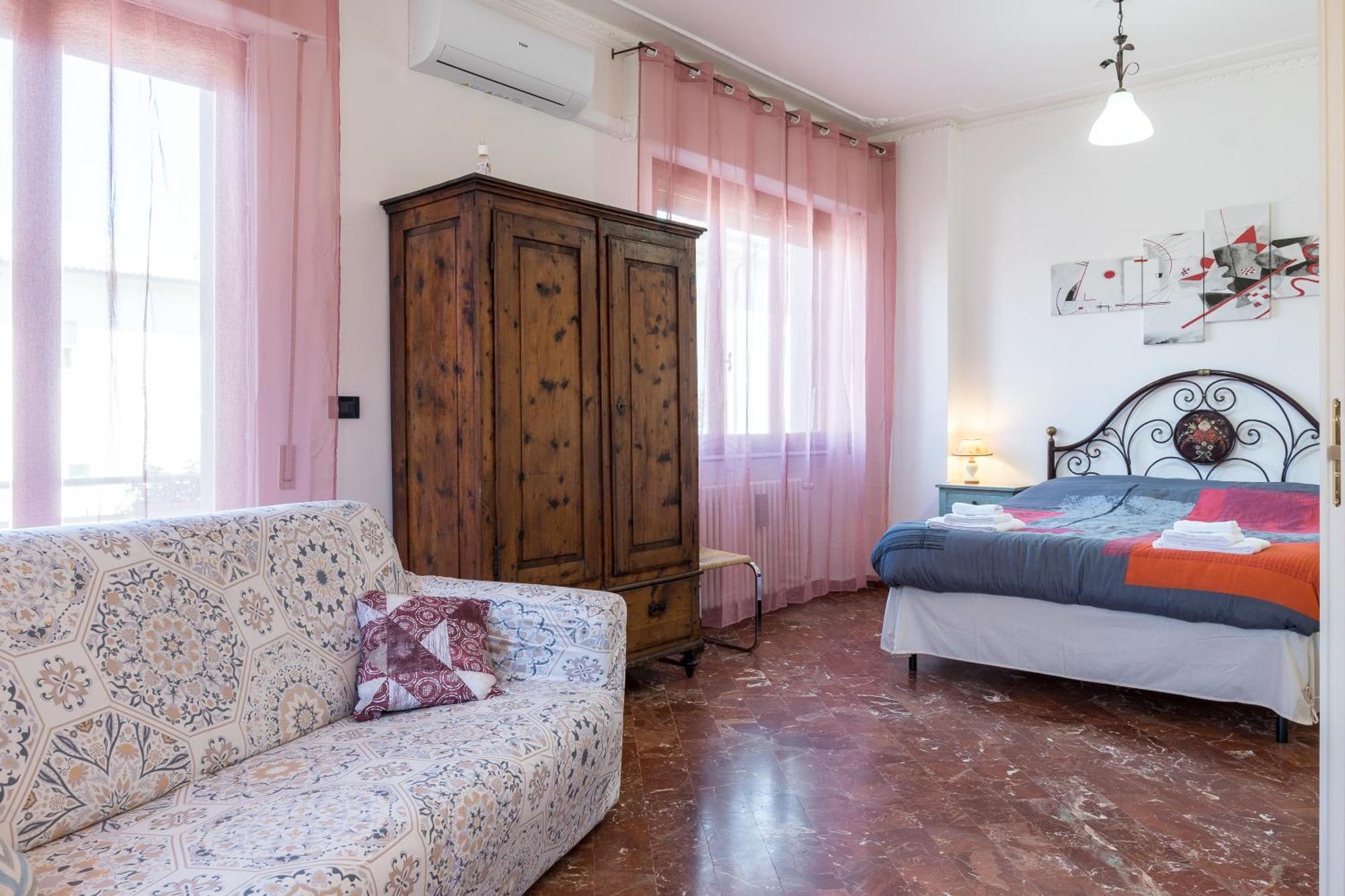 Art Rooms Arezzo Esterno foto